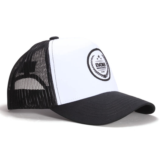 Evoke Boné Trucker Liso 5 Gomos Dora e Tela Preto/ Branco