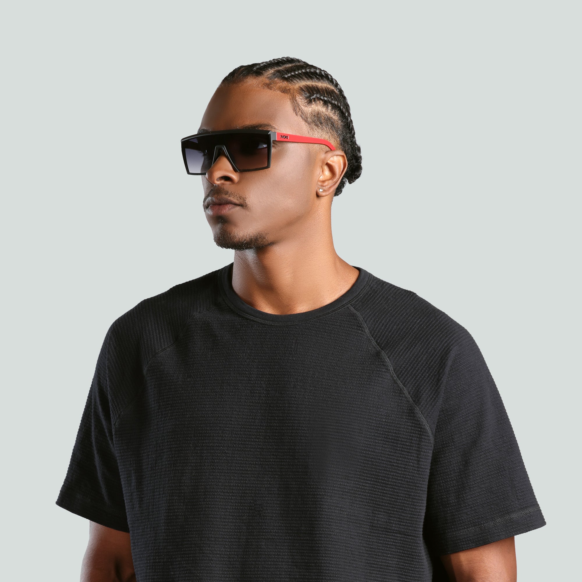 Evoke Futurah Esportivo AC17 Black Red/ Red Gray Gradient TAM 148