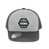 BONÉ Evoke EVK 3 Trucker 5 Aba Curva Split Cinza e Preto Snapback